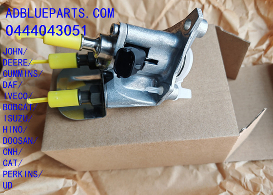 0444043051 تصنيع المعدات الأصلية بوش مدافع الغمر وحدة / اليوريا فوهة / الغمر الوحدة 0444043051 أدبلو Injector فوهة الجرعة فوهة الجرعة لـ JOHN DEERE الكمون DAF IVECO بوبكات ايسوزو هينو دوسان CNH لكل قطط UD