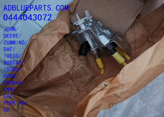 0444043072 تصنيع المعدات الأصلية بوش مدافع الغمر وحدة / UREEA فوهة / الغمر الوحدة 0444043072 أدبلو Injector فوهة الجرعة فوهة الجرعة لـ JOHN DEERE الكمون DAF IVECO بوبكات ايسوزو هينو دوسان CNH لكل قطط UD
