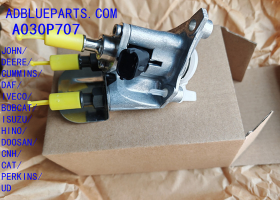 A030P707 تصنيع المعدات الأصلية بوش مدافع وحدة / اليوريا فوهة / الغمر الوحدة A030P707 أدبلو Injector فوهة جرعة فوهة جرعة لـ JOHN DEERE الكمون DAF IVECO بوبكات ايسوزو هينو دوسان CNH لكل قطط UD